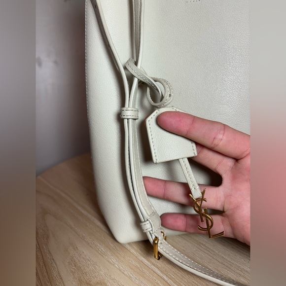 YSL•Tall Shopping Tote•Smooth Leather Vintage White•Crossbody Messenger•FLAWLESS - Picture 8 of 16